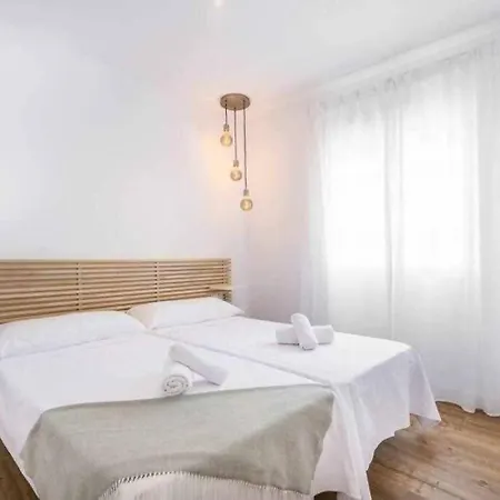 Precioso En El Centro De *