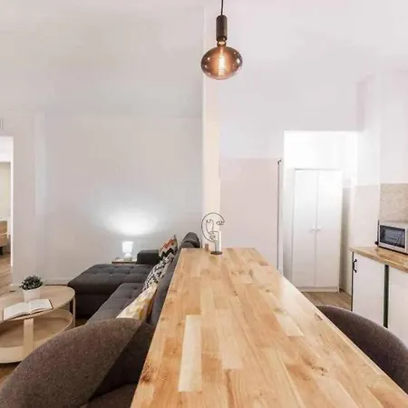 Precioso En El Centro De Lejlighed